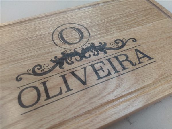 Engraved Oak Cutting Board